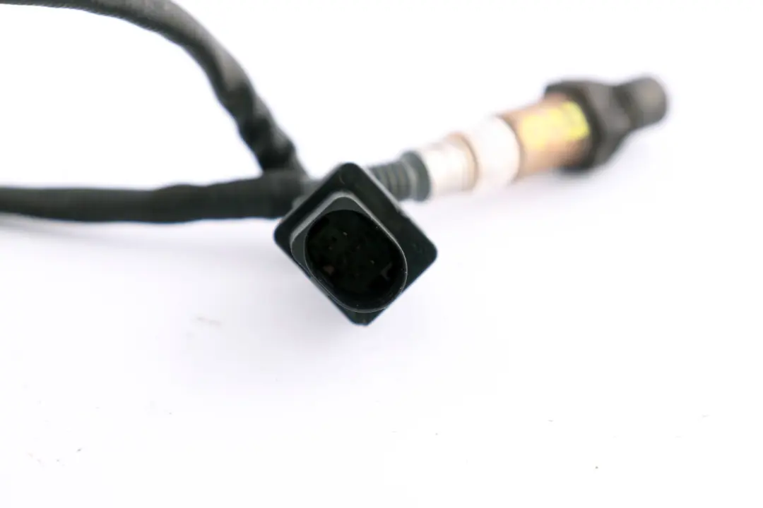 Lambda Probe Oxygen Sensor Control Unit to BMW E60 E61 E90 E91 LCI F10 with Part number 7794634 BMW E60 E61 E90 E91 LCI F10 Lambda Probe Oxygen Sensor Control Unit - SKU 7794634 - Part number 7794634