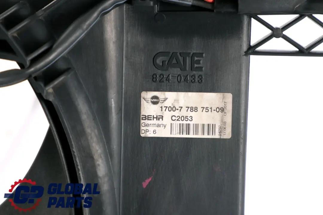 W17 Diesel Acqua Radiatore Ventola Alloggiamento Ventola per Mini One D R50 con numero di parte 7796479 Mini One D R50 W17 Diesel Acqua Radiatore Ventola Alloggiamento Ventola - SKU 7796479 - Numero di parte 7796479