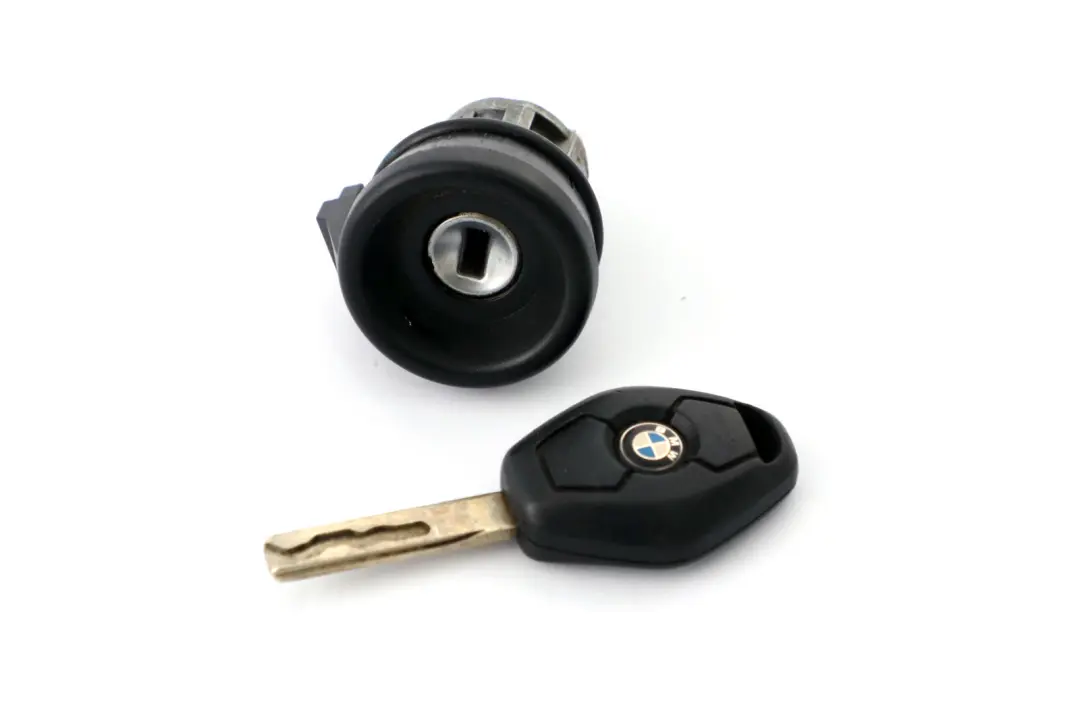 150HP Steuergerät + EWS3 + Schlüssel für BMW X3 er E83 2.0d mit Teilenummer 7796571 BMW X3 er E83 2.0d 150HP Steuergerät + EWS3 + Schlüssel - SKU 7796571-2 - Teilenummer 7796571