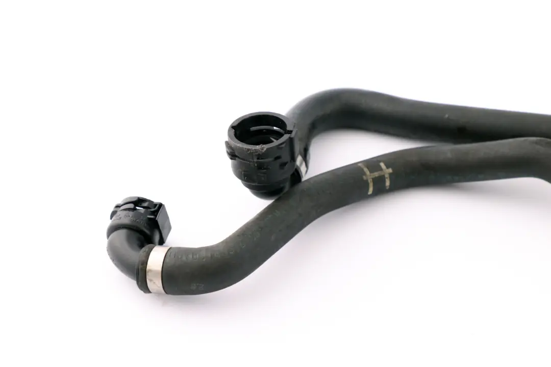 Expansion Tank Oil Cooler Coolant Pump Hose to BMW 1 3 Series E82 E90 E91 with Part number 7797260 BMW 1 3 Series E82 E90 E91 Expansion Tank Oil Cooler Coolant Pump Hose - SKU 7797260 - Part number 7797260