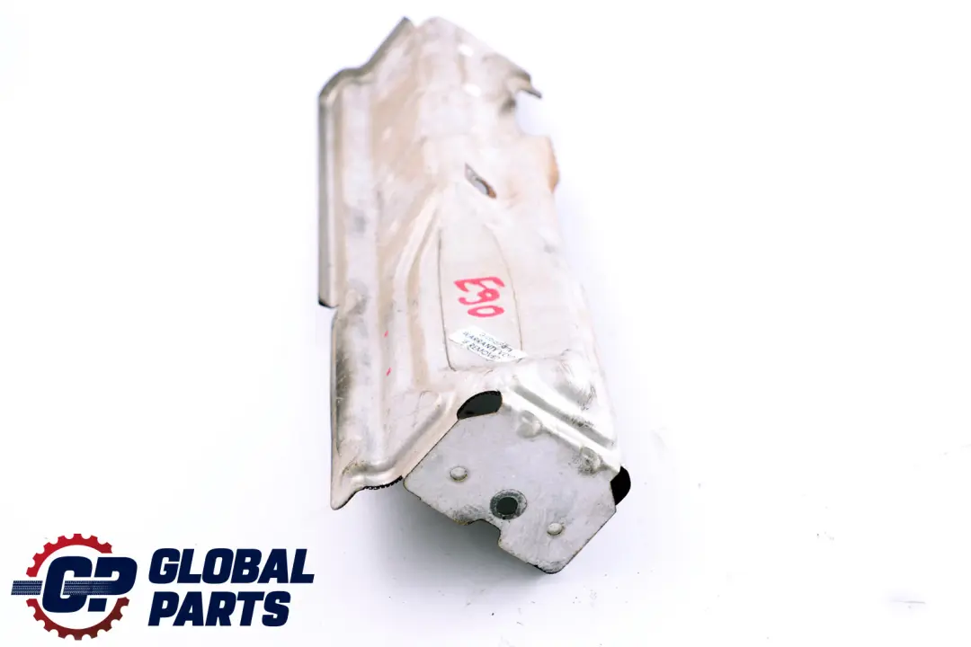Heat Protection Shield Asbestofree to BMW E60 E90 E90 E91 E92 E93 with Part number 7797391 BMW E60 E90 E90 E91 E92 E93 Heat Protection Shield Asbestofree - SKU 7797391 - Part number 7797391