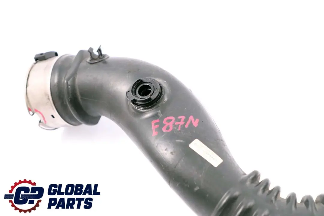 E87LCI N47 Ladeluftleitung Turbo 7797481 für BMW 1 er E81 mit Teilenummer 11617797481 BMW 1 er E81 E87LCI N47 Ladeluftleitung Turbo 7797481 - SKU 7797481-1 - Teilenummer 11617797481