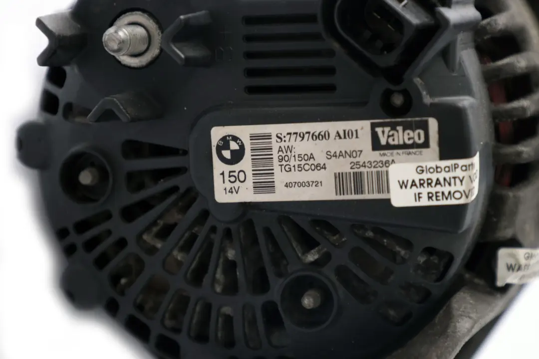 Alternateur BMW X3 E46 X5 E53 E85 Diesel Générateur 150A pour à propos du numéro de pièce 7797660 Alternateur BMW X3 E46 X5 E53 E85 Diesel Générateur 150A - SKU 7797660 - Numéro de pièce 7797660