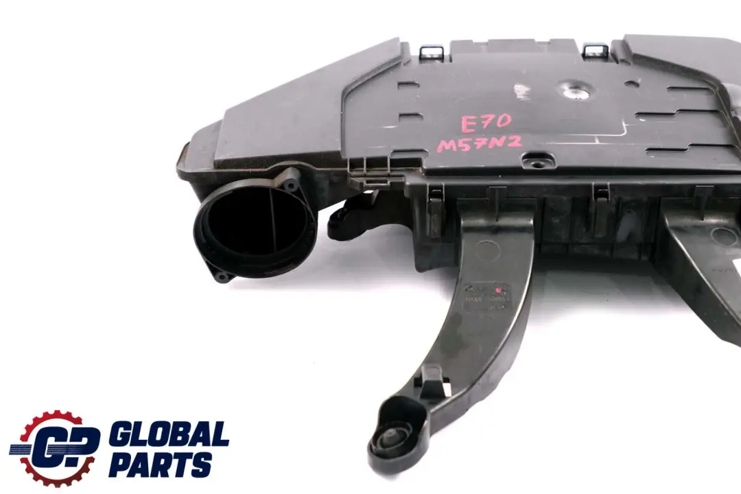 3.0sd M57N2 Intake Silencer Air Filter Muffler Box Housing pour BMW X5 E70 à propos du numéro de pièce 7798340 BMW X5 E70 3.0sd M57N2 Intake Silencer Air Filter Muffler Box Housing - SKU 7798340 - Numéro de pièce 7798340