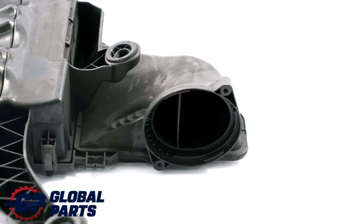 3.0sd M57N2 Intake Silencer Air Filter Muffler Box Housing pour BMW X5 E70 à propos du numéro de pièce 7798340 BMW X5 E70 3.0sd M57N2 Intake Silencer Air Filter Muffler Box Housing - SKU 7798340 - Numéro de pièce 7798340