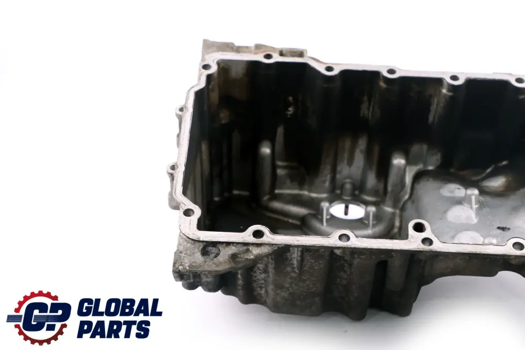 M47N2 carter De aceite del motor para BMW E87 E90 E91 118d 120d 318d 320d con número de pieza 7798372 BMW E87 E90 E91 118d 120d 318d 320d M47N2 carter De aceite del motor - SKU 7798372 - Número de pieza 7798372