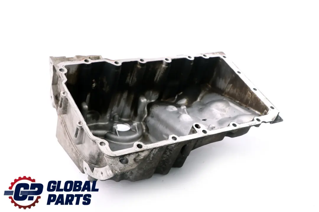 M47N2 carter De aceite del motor para BMW E87 E90 E91 118d 120d 318d 320d con número de pieza 7798372 BMW E87 E90 E91 118d 120d 318d 320d M47N2 carter De aceite del motor - SKU 7798372 - Número de pieza 7798372