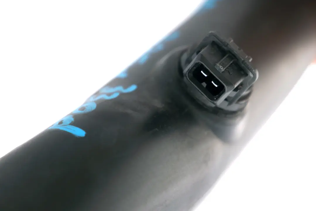 *BMW E90 E91 E92 M57N2 Ladeluftleitung Ladeluftkühler Rohr Schlauch für mit Teilenummer 7798440 *BMW E90 E91 E92 M57N2 Ladeluftleitung Ladeluftkühler Rohr Schlauch - SKU 7798440 - Teilenummer 7798440