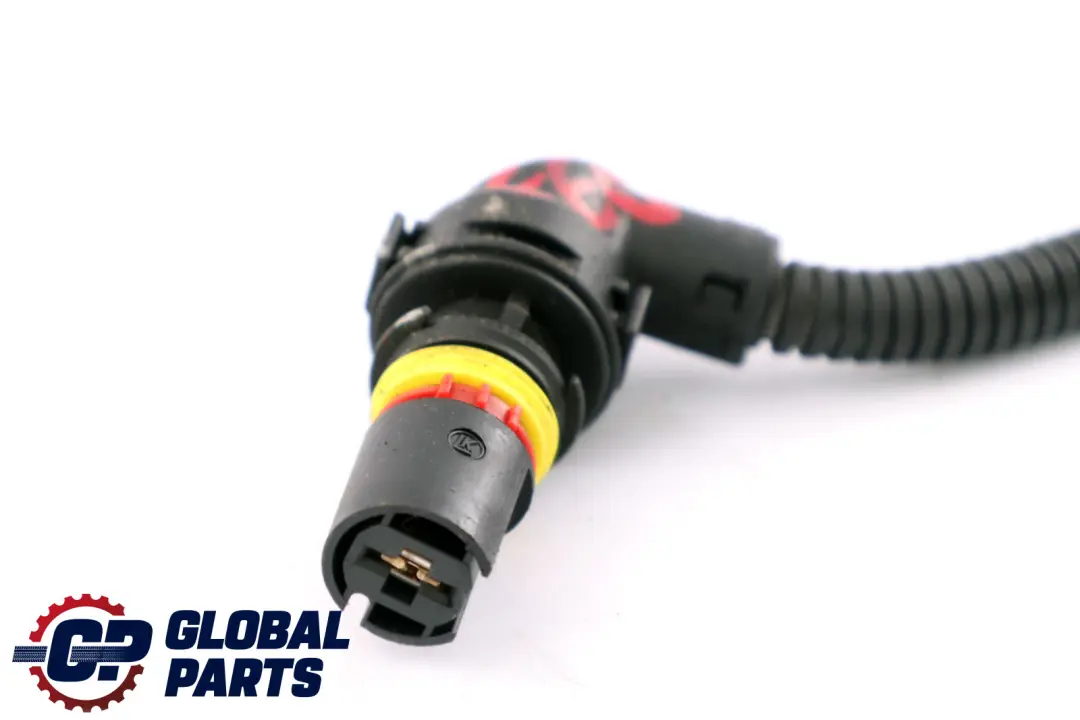 Conduite Gl?hsystem 1242 pour BMW 5 Serie E60 E61 à propos du numéro de pièce 7798482 BMW 5 Serie E60 E61 Conduite Gl?hsystem 1242 - SKU 7798482 - Numéro de pièce 7798482