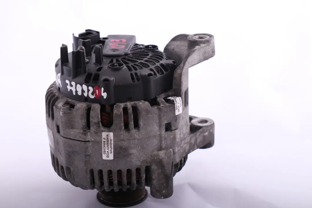 BMW 3 5 7 E90 E60 E61 E63 E64 E65 E83 LCI Compact Generateur Valeo 170A - SKU 7799204 - Numéro de pièce 7799204