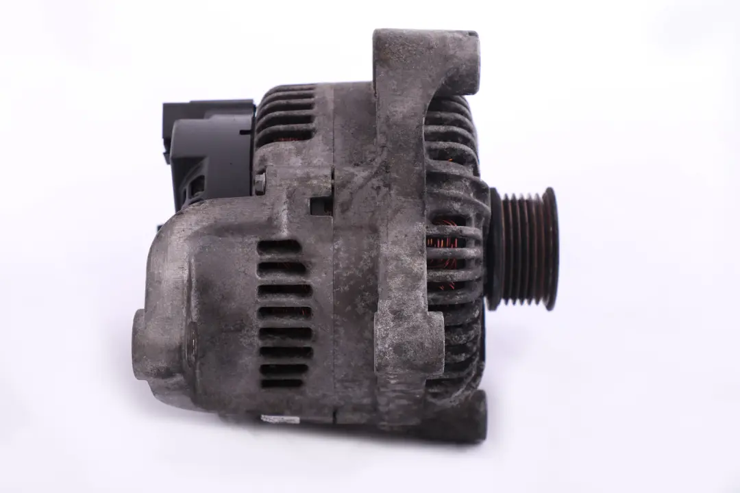 Alternator Generator VALEO 170A to BMW 3 5 7 er E90 E60 E61 E63 E64 E65 E83 LCI with Part number 7799204 BMW 3 5 7 er E90 E60 E61 E63 E64 E65 E83 LCI Alternator Generator VALEO 170A - SKU 7799204 - Part number 7799204