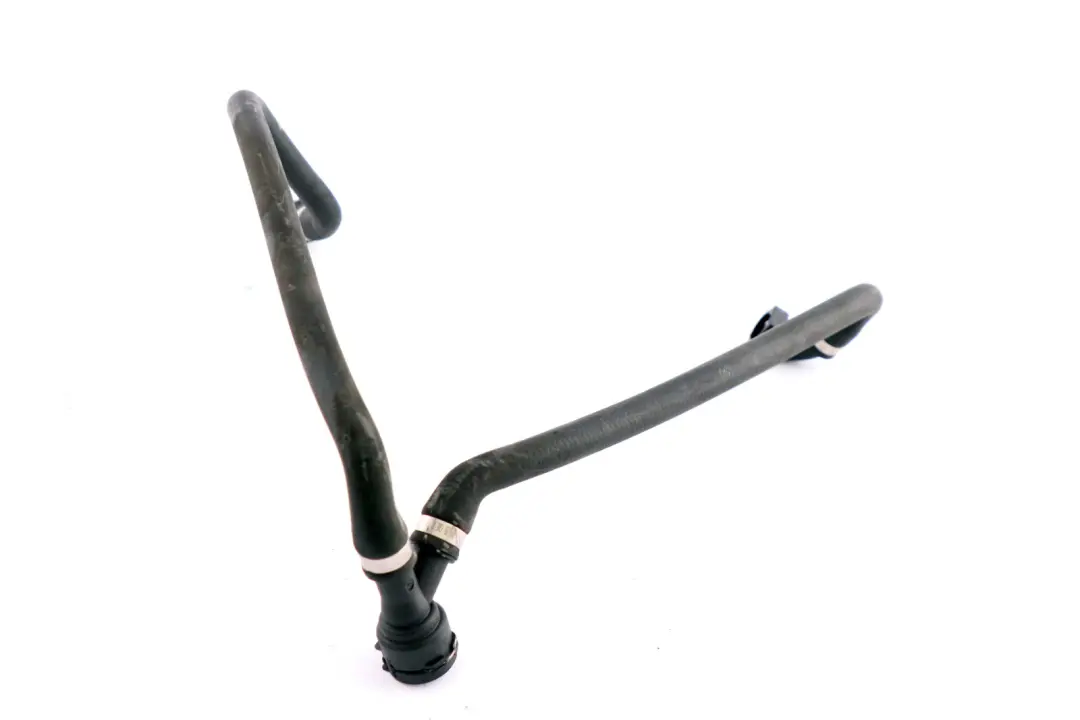 N47 Radiador Refrigeración Refrigerante Tubo para BMW E60 E61 LCI 520d con número de pieza 7799750 BMW E60 E61 LCI 520d N47 Radiador Refrigeración Refrigerante Tubo - SKU 7799750 - Número de pieza 7799750