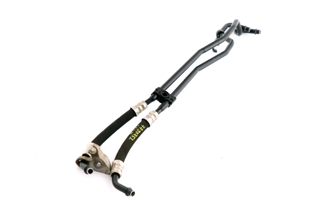 N47 Tubo Raffreddamento dell'olio Tubo Ingresso per BMW E60 E61 LCI 520d con numero di parte 7799752 BMW E60 E61 LCI 520d N47 Tubo Raffreddamento dell'olio Tubo Ingresso - SKU 7799752 - Numero di parte 7799752