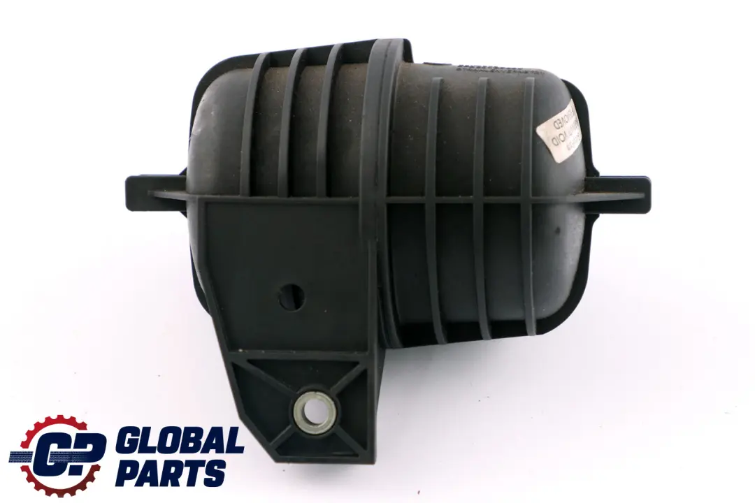 Réservoir De Pression À Vide pour BMW E81 E88 E90 E91 à propos du numéro de pièce 7799790 BMW E81 E88 E90 E91 Réservoir De Pression À Vide - SKU 7799790 - Numéro de pièce 7799790