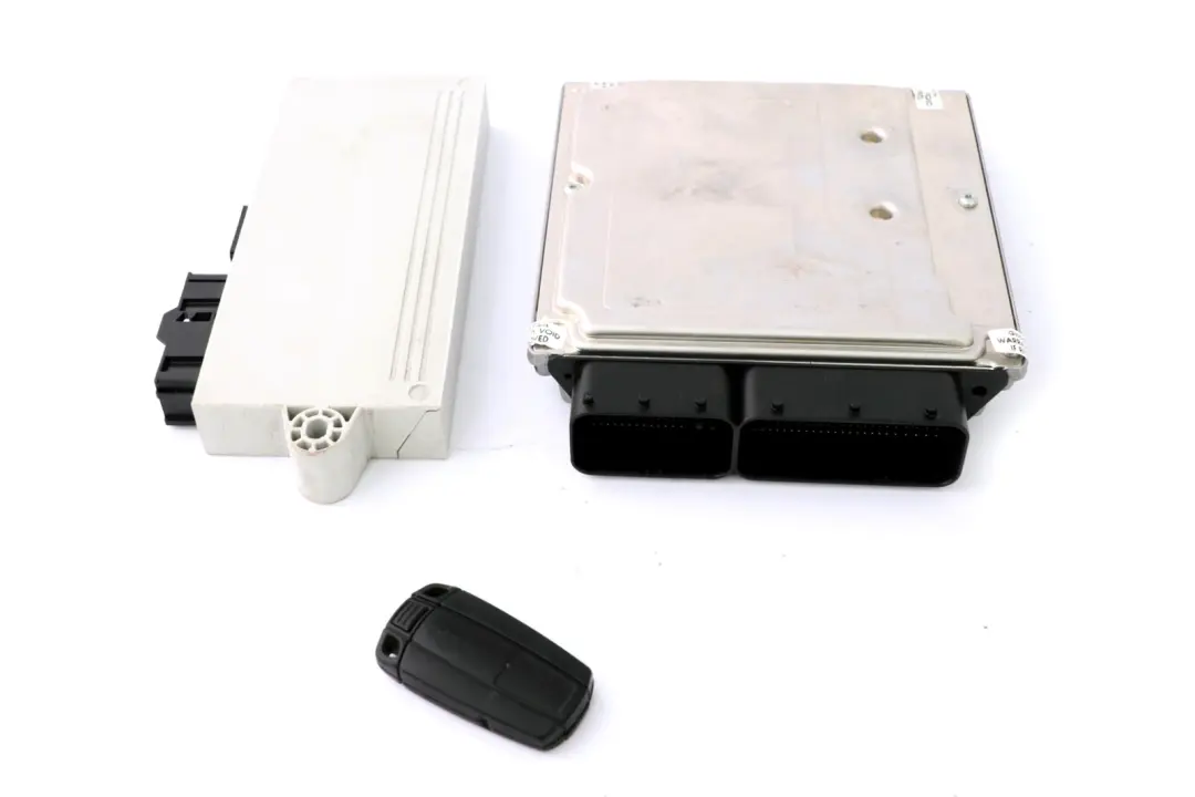 BMW E60 E87 E90 M47N2 120d 320d 520d ECU Kit DDE CAS2 Chiave - SKU 7799855-2 - Numero di parte 7799855