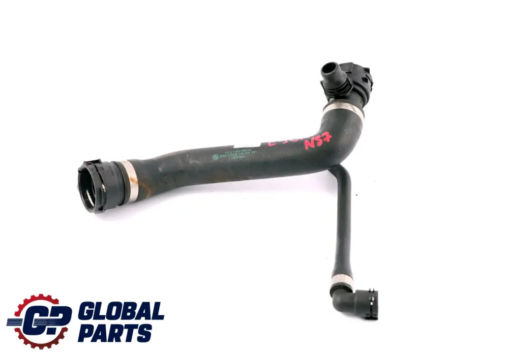 N57 Tubo Motore Vorlauf Radiatore Superiore per BMW E90 E91 LCI E92 con numero di parte 7800098 BMW E90 E91 LCI E92 N57 Tubo Motore Vorlauf Radiatore Superiore - SKU 7800098 - Numero di parte 7800098