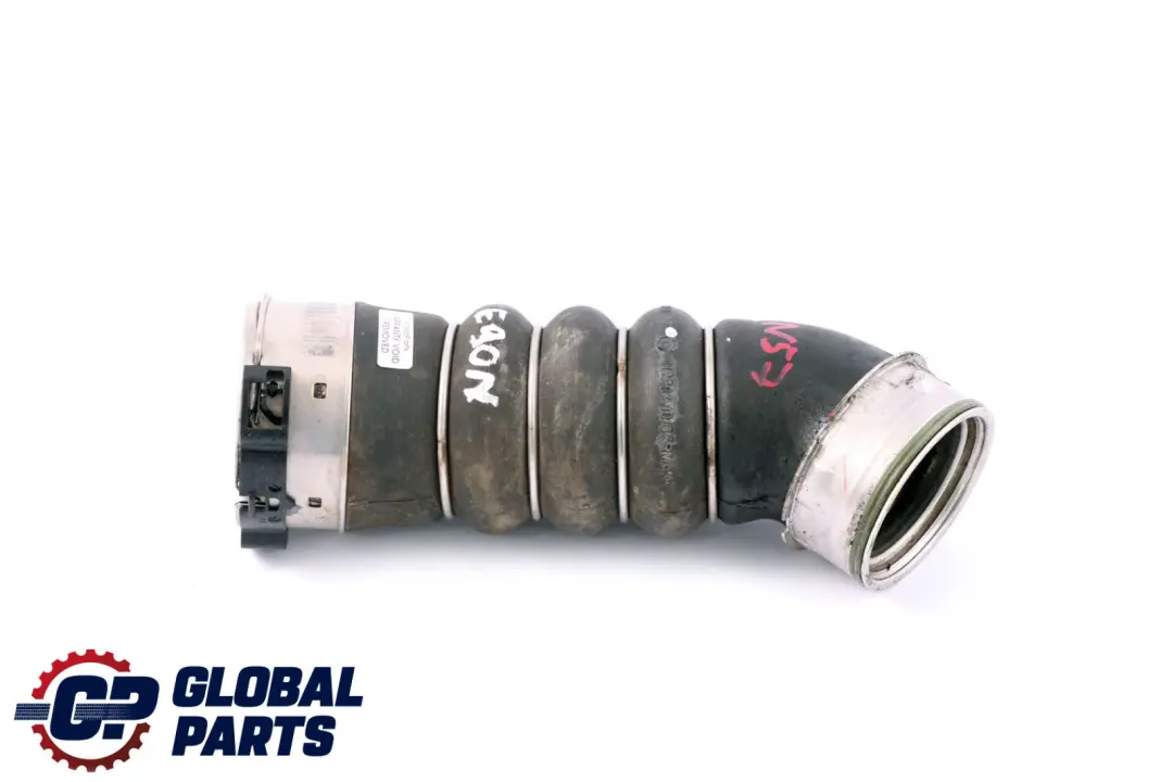 N57 Tuyau Suralimentation Air Intermédiaire pour BMW E90 E91 LCI E92 à propos du numéro de pièce 7800142 BMW E90 E91 LCI E92 N57 Tuyau Suralimentation Air Intermédiaire - SKU 7800142 - Numéro de pièce 7800142