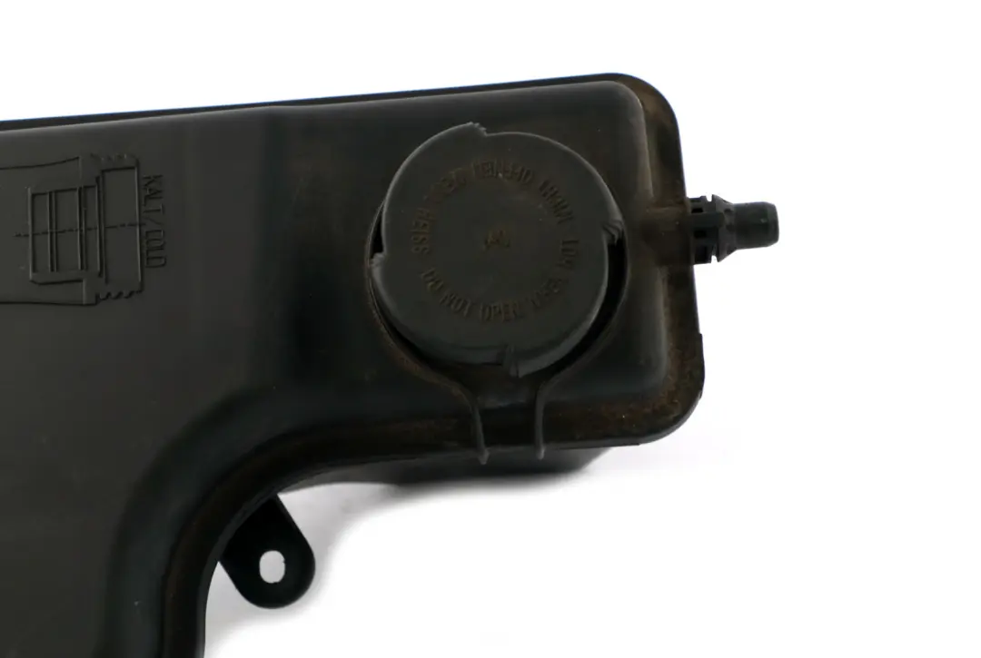 Cooling Water Expansion Tank Diesel to BMW E60 E61 E65 X3 E83 with Part number 7800292 BMW E60 E61 E65 X3 E83 Cooling Water Expansion Tank Diesel - SKU 7800292 - Part number 7800292