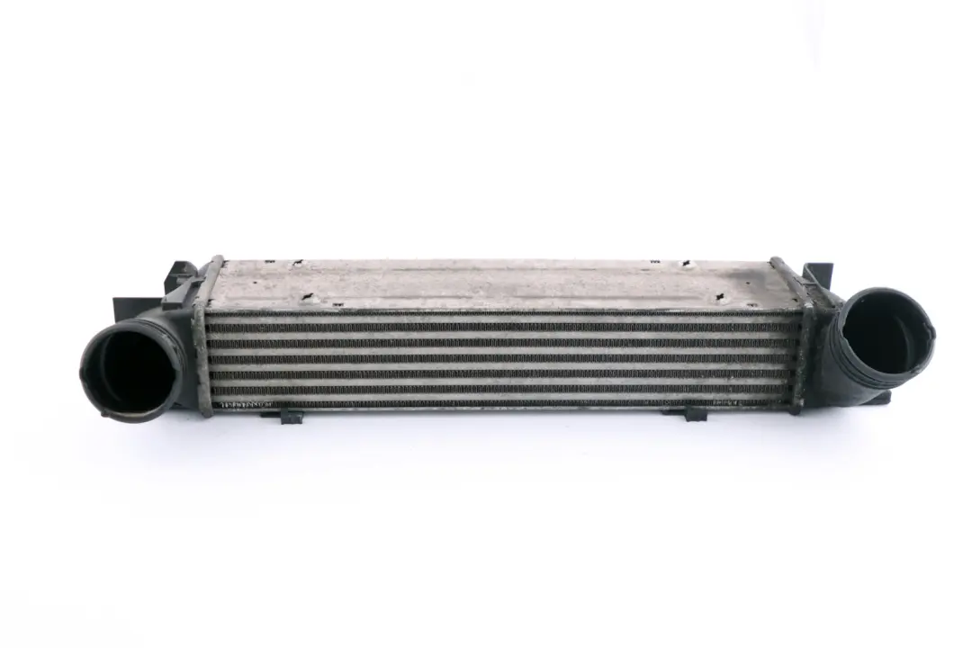 M57N2 Intercooler Chłodnica Powietrza do BMW E90 325d 330d o numerze 7800680 BMW E90 325d 330d M57N2 Intercooler Chłodnica Powietrza - SKU 7800680 - Numer Części 7800680