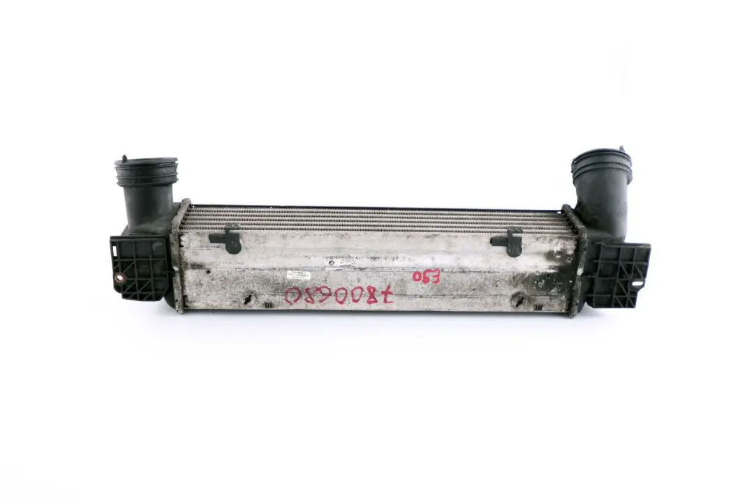 Refroidisseur Air Suralimentation Intermédiaire pour BMW E90 E91 325D 330D à propos du numéro de pièce 7800680 BMW E90 E91 325D 330D Refroidisseur Air Suralimentation Intermédiaire - SKU 7800680 - Numéro de pièce 7800680