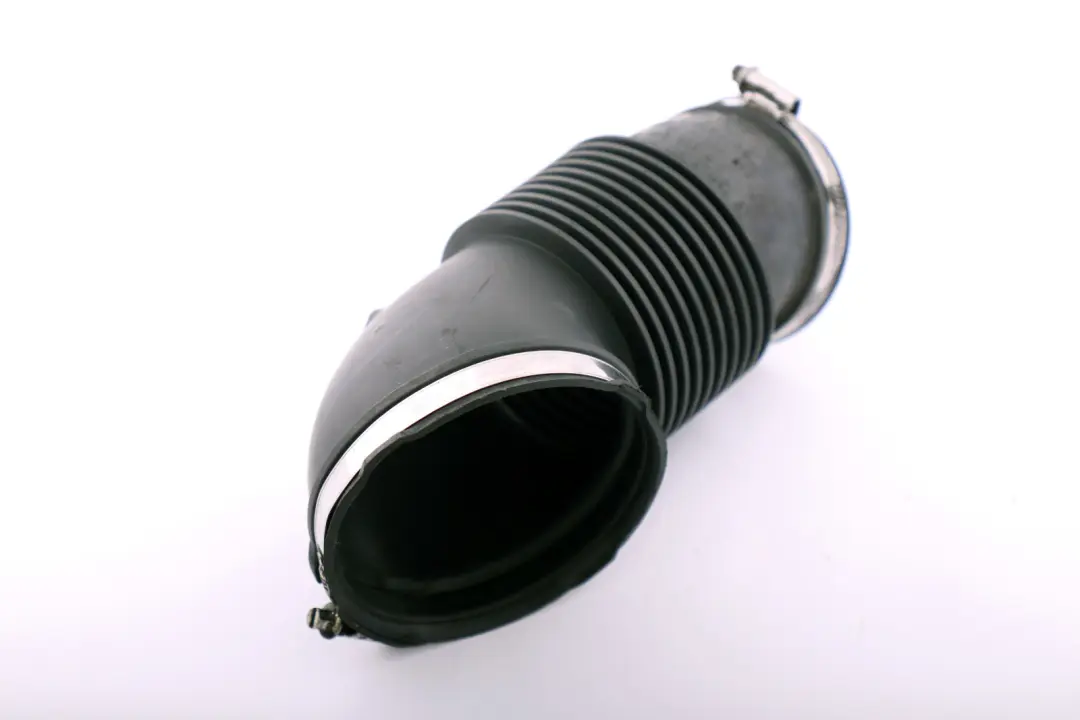 Rura przewód powietrza do BMW E60 LCI E61 LCI o numerze 7801547 BMW E60 LCI E61 LCI Rura przewód powietrza - SKU 7801547-1 - Numer Części 7801547