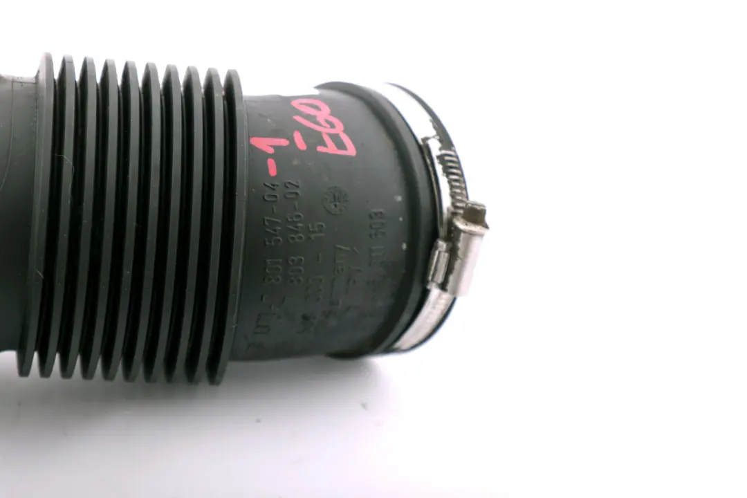 Rura przewód powietrza do BMW E60 LCI E61 LCI o numerze 7801547 BMW E60 LCI E61 LCI Rura przewód powietrza - SKU 7801547-1 - Numer Części 7801547