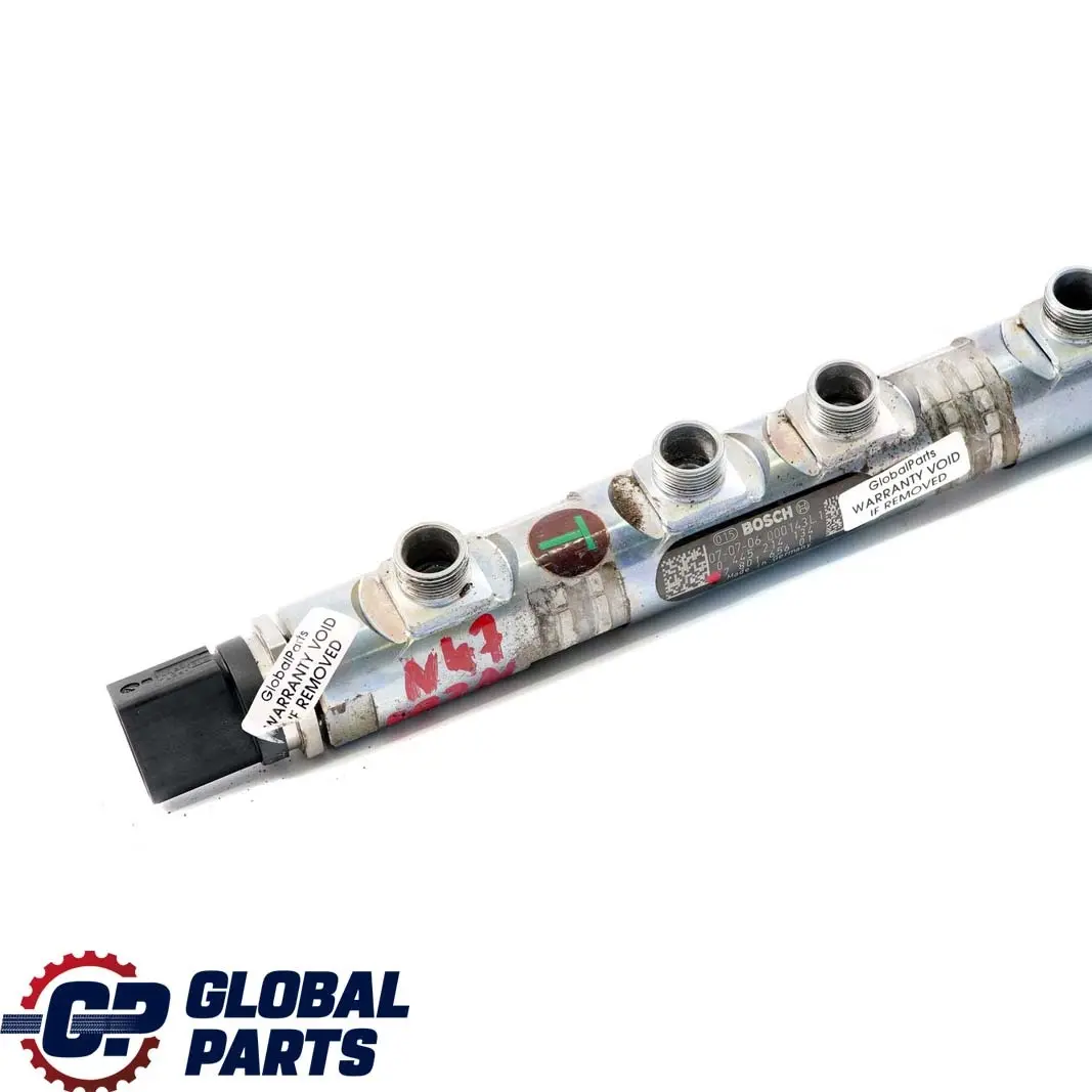 N47 Druckspeicher mit Sensoren 0445214134 für BMW E81 E87 LCI 118d Diesel mit Teilenummer 7801656 BMW E81 E87 LCI 118d Diesel N47 Druckspeicher mit Sensoren 0445214134 - SKU 7801656 - Teilenummer 7801656