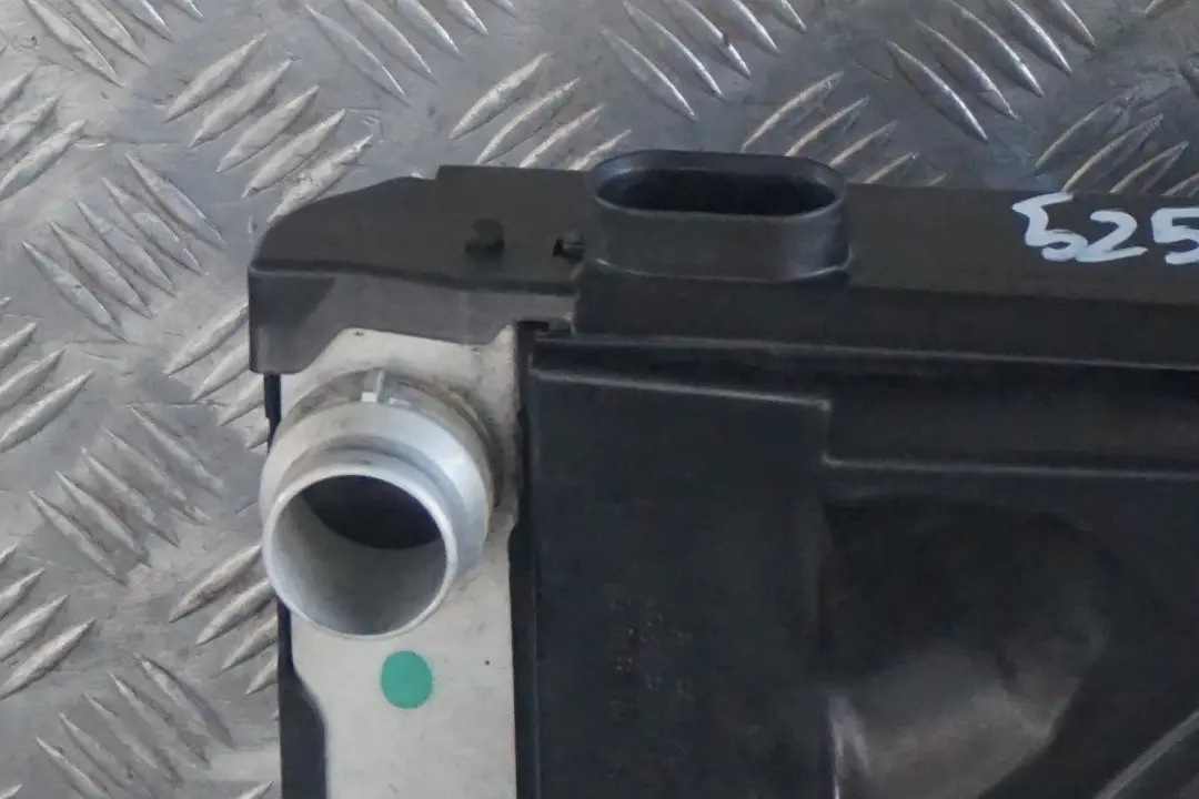 Komplett Lüfterzarge Lüfter 600W für BMW 5 er E60 E61 520d 525d 530d Diesel mit Teilenummer 7801657 BMW 5 er E60 E61 520d 525d 530d Diesel Komplett Lüfterzarge Lüfter 600W - SKU 7801657-2 - Teilenummer 7801657