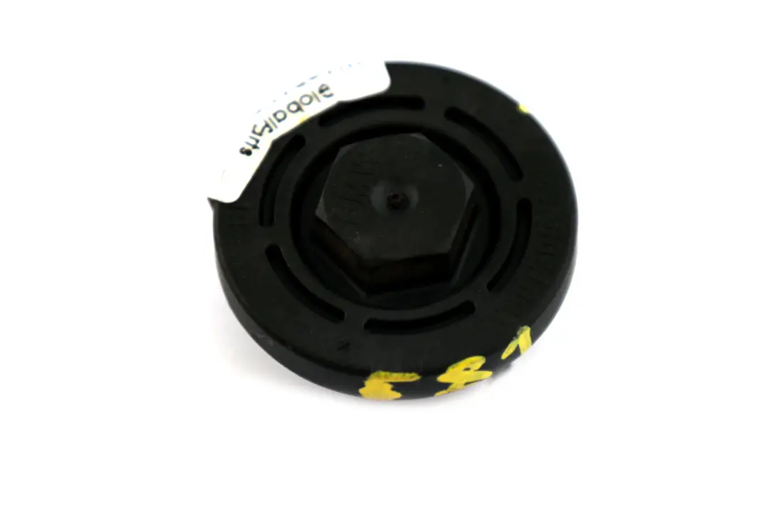 Zaślepka śruba do BMW E81 E90 F10 F20 F30 o numerze 7801709 BMW E81 E90 F10 F20 F30 Zaślepka śruba - SKU 7801709 - Numer Części 7801709