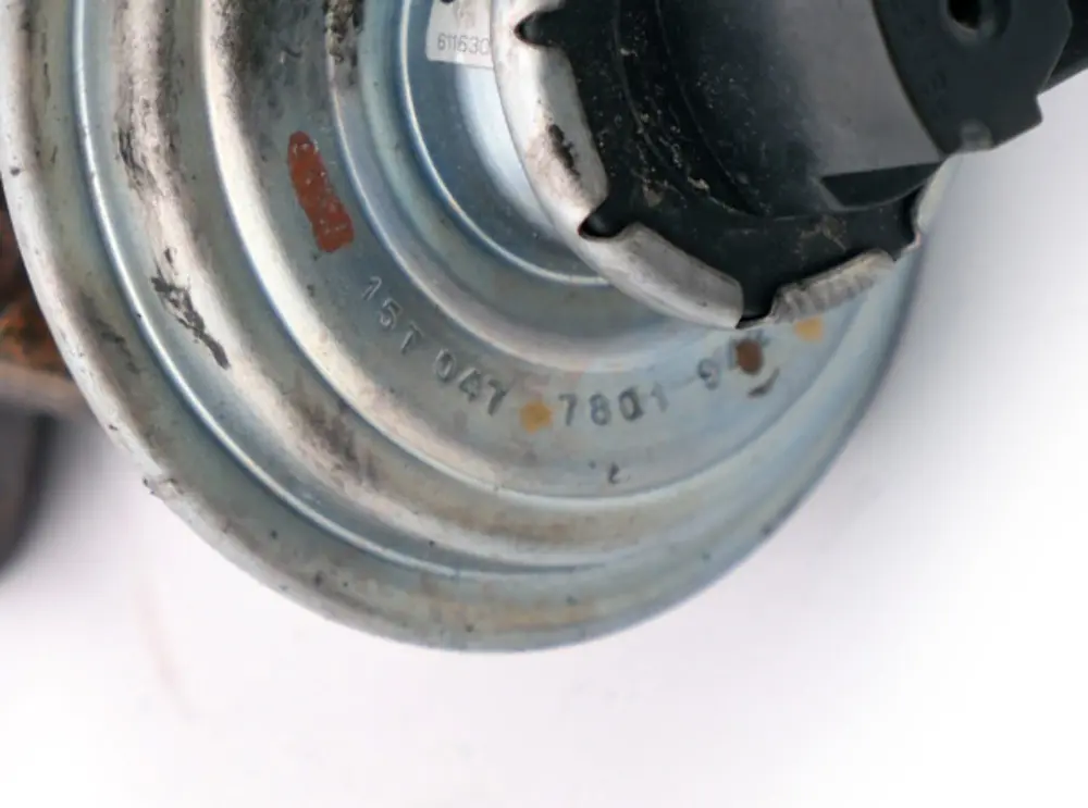 BMW E60 E61 LCI E81 E87 E90 E91 E92 EGR Zawór N47 - SKU 7801942 - Numer Części 7801942