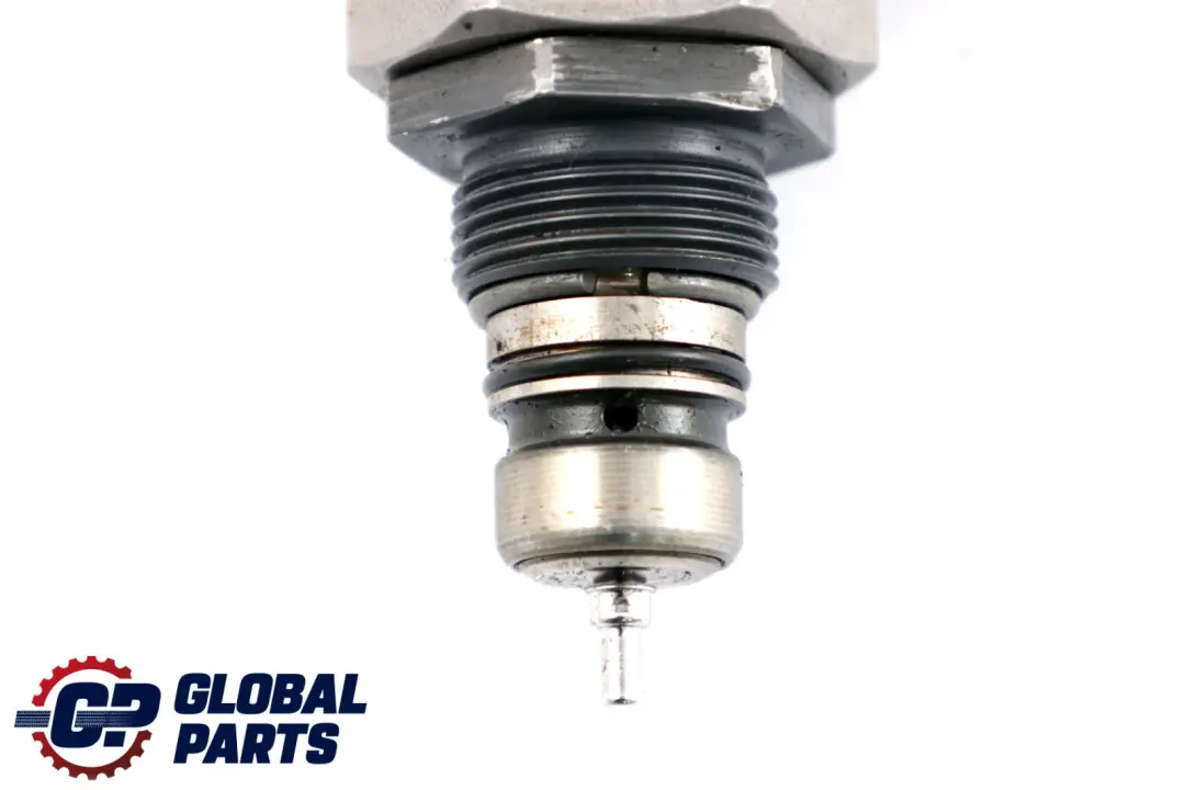 Regulador De Combustible Acumulador De Presión 120D 320D N47 para BMW E87 LCI E90 con número de pieza 7801992 BMW E87 LCI E90 Regulador De Combustible Acumulador De Presión 120D 320D N47 - SKU 7801992 - Número de pieza 7801992