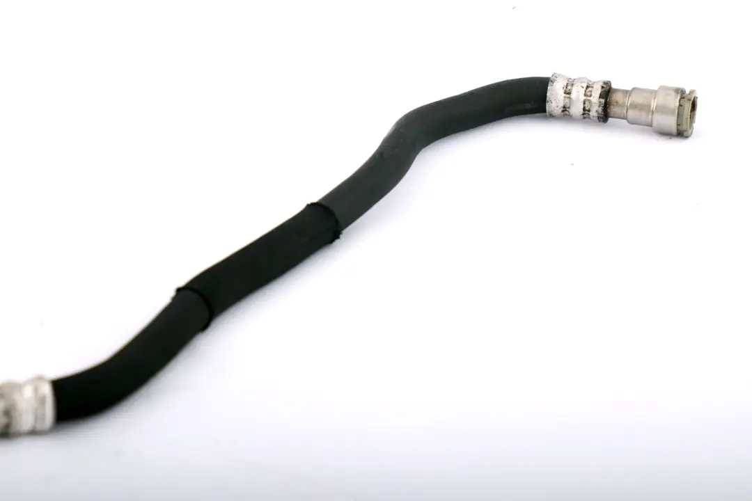 M57N2 Tubo salida tubo refrigeración de aceite para BMW E90 E91 E92 LCI E93 con número de pieza 7804148 BMW E90 E91 E92 LCI E93 M57N2 Tubo salida tubo refrigeración de aceite - SKU 7804148 - Número de pieza 7804148