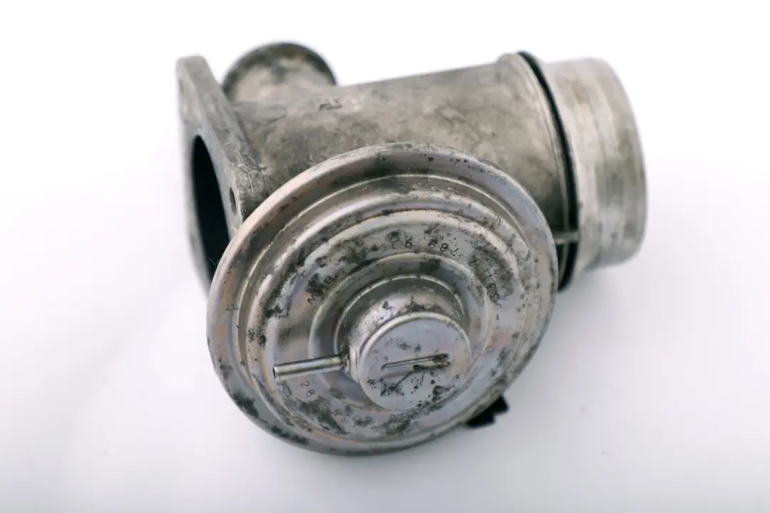 M57N Manifold d'admission EGR Valve pour BMW E46 E60 E65 Diesel à propos du numéro de pièce 7804379 BMW E46 E60 E65 Diesel M57N Manifold d'admission EGR Valve - SKU 7804379 - Numéro de pièce 7804379