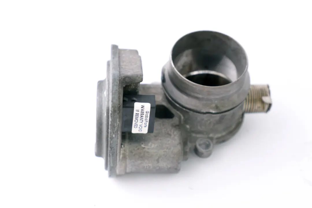 M47 M57 Przepustnica Powietrza do BMW E53 E60 E87 E90 E91 E92 o numerze 7804384 BMW E53 E60 E87 E90 E91 E92 M47 M57 Przepustnica Powietrza - SKU 7804384 - Numer Części 7804384