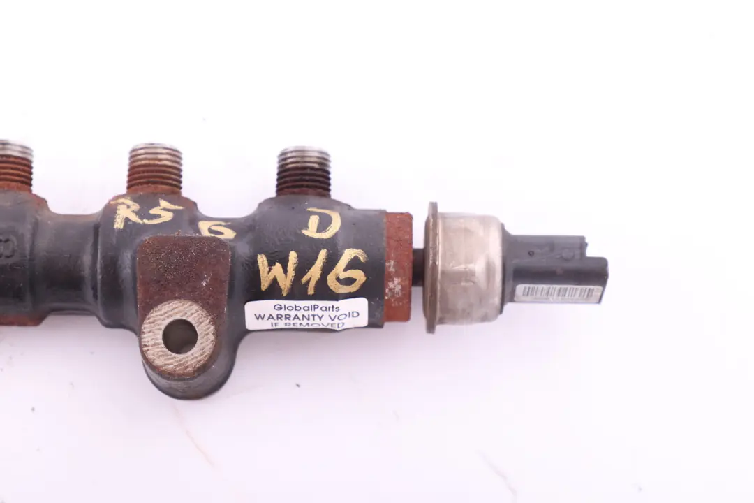 Iniettore Carburante Accumulatore Rail Alta Pressione per Mini Cooper D R55 R56 W16 con numero di parte 7804967 Mini Cooper D R55 R56 W16 Iniettore Carburante Accumulatore Rail Alta Pressione - SKU 7804967 - Numero di parte 7804967