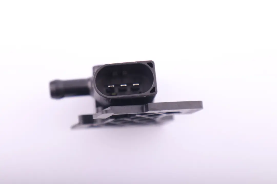 N47 Capteur Pression 1362 pour BMW 5 Serie E60N E81 E87N E90 E91 à propos du numéro de pièce 7805152 BMW 5 Serie E60N E81 E87N E90 E91 N47 Capteur Pression 1362 - SKU 7805152 - Numéro de pièce 7805152