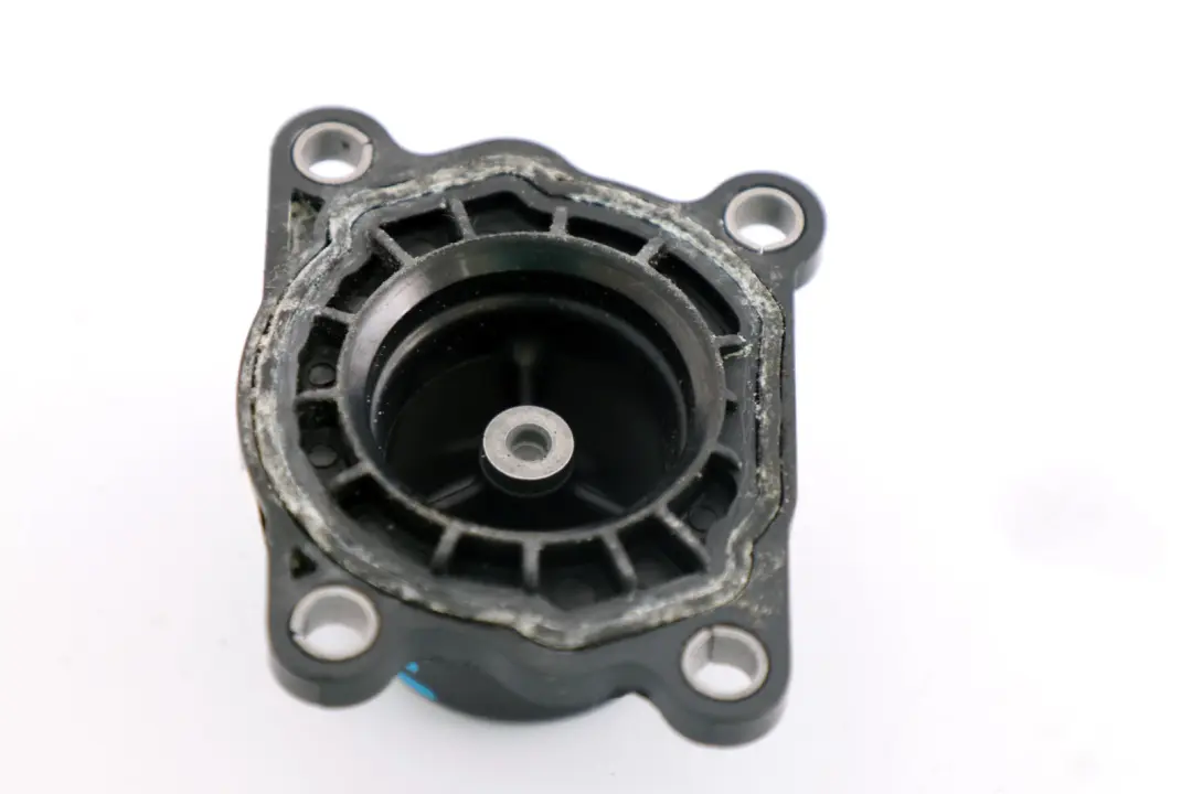 Alloggio Termostato per BMW E60N E61N E81 E87N E90 E90N E91 E92 E93 con numero di parte 7805191 BMW E60N E61N E81 E87N E90 E90N E91 E92 E93 Alloggio Termostato - SKU 7805191 - Numero di parte 7805191