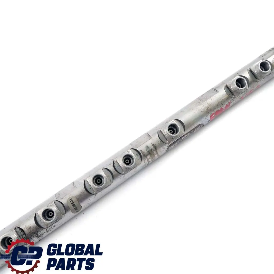 N57 High pressure Rail Fuel Diesel 7800124 to BMW E90 E91 E92 LCI F30 F10 F01 with Part number 7805423 BMW E90 E91 E92 LCI F30 F10 F01 N57 High pressure Rail Fuel Diesel 7800124 - SKU 7805423 - Part number 7805423