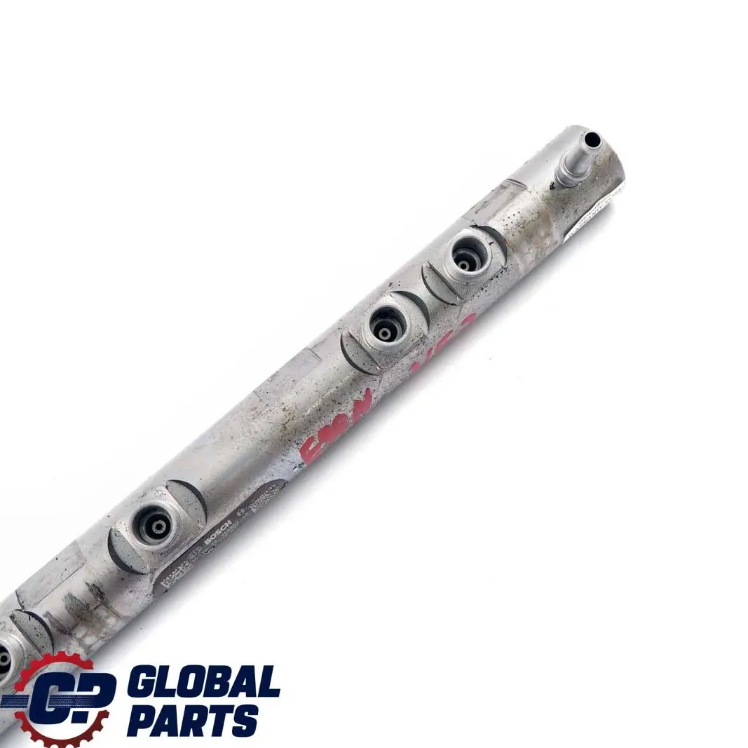 N57 Alta presión Rail Combustible Diesel 7800124 para BMW E90 E91 E92 LCI F30 F10 F01 con número de pieza 7805423 BMW E90 E91 E92 LCI F30 F10 F01 N57 Alta presión Rail Combustible Diesel 7800124 - SKU 7805423 - Número de pieza 7805423