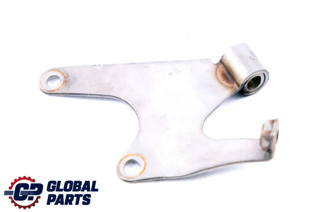 N57 Wspornik Katalizatora do BMW E90 E91 E92 o numerze 7805775 BMW E90 E91 E92 N57 Wspornik Katalizatora - SKU 7805775 - Numer Części 7805775