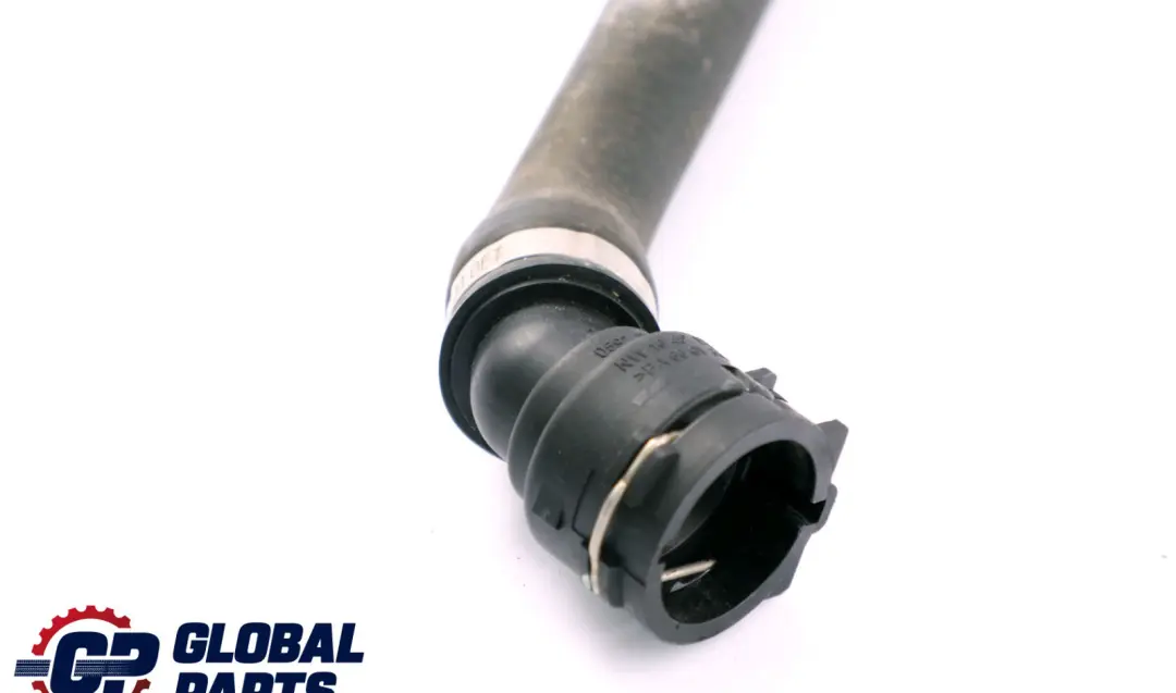 Schlauch Kühlmittelpumpe Ausgleichsbehälter für BMW 3 er E90 E91 LCI mit Teilenummer 7805795 BMW 3 er E90 E91 LCI Schlauch Kühlmittelpumpe Ausgleichsbehälter - SKU 7805795 - Teilenummer 7805795