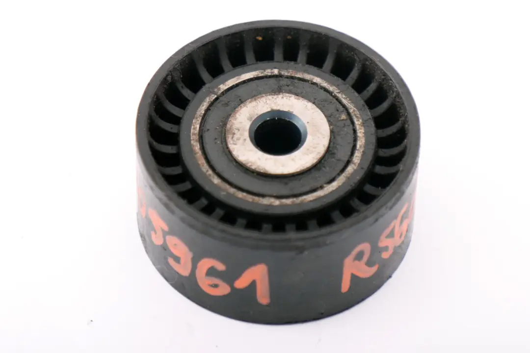 Deflection Pulley to Mini Cooper D R55 R56 W16 with Part number 7805961 Mini Cooper D R55 R56 W16 Deflection Pulley - SKU 7805961 - Part number 7805961