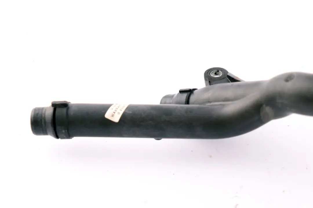 Diésel M57N2 Manguera Tubo Retorno Refrigerante Radiador para BMW E60 E61 E65 con número de pieza 7806706 BMW E60 E61 E65 Diésel M57N2 Manguera Tubo Retorno Refrigerante Radiador - SKU 7806706 - Número de pieza 7806706