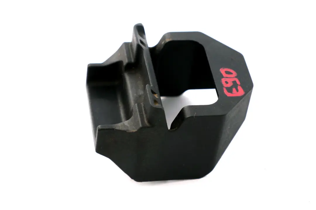  Radiator Holder BMW E81 E87 E90 E91 Lower Mounting Support Bracket - SKU 7807184 - Part number 7807184