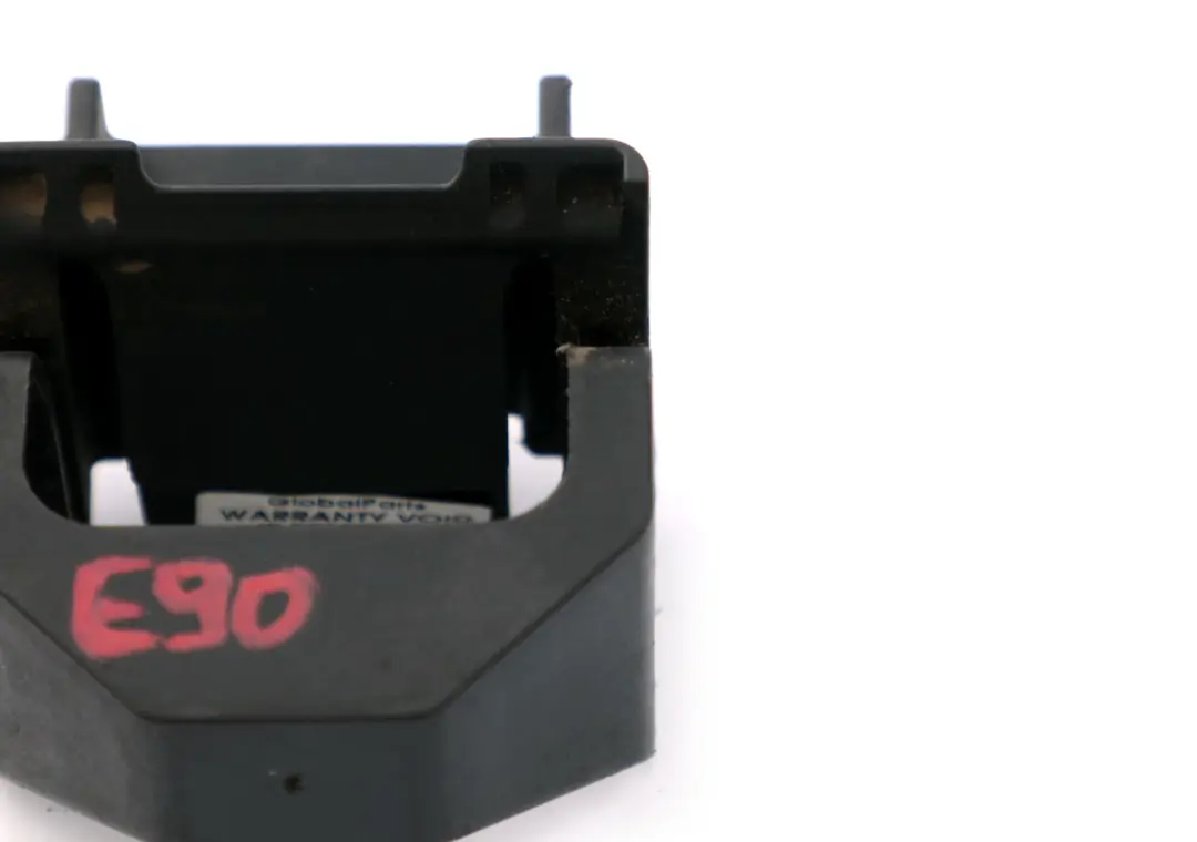 Radiator Holder Lower Mounting Support Bracket to BMW E81 E87 E90 E91 with Part number 7807184 BMW E81 E87 E90 E91 Radiator Holder Lower Mounting Support Bracket - SKU 7807184 - Part number 7807184