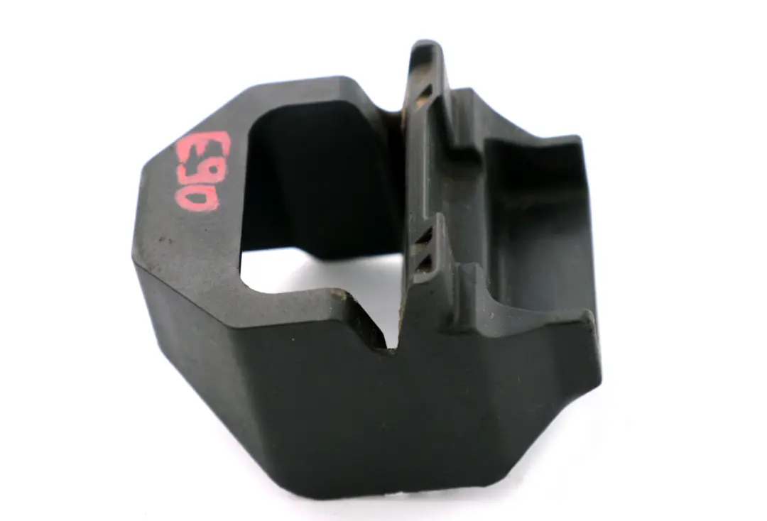 Support De Montage Inférieur Radiateur pour BMW E81 E87 E90 E91 à propos du numéro de pièce 7807184 BMW E81 E87 E90 E91 Support De Montage Inférieur Radiateur - SKU 7807184 - Numéro de pièce 7807184