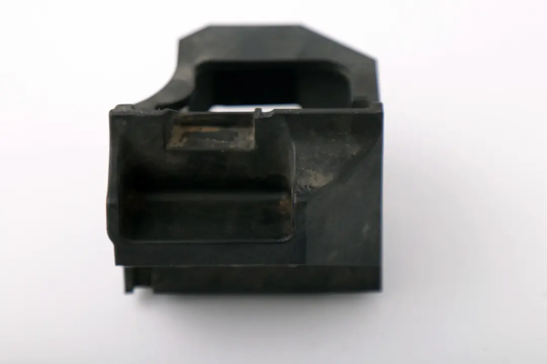 BMW E81 E82E E87 E87N E88 E92 E92N E93 Supporto Radiatore Sotto - SKU 7807185 - Numero di parte 7807185