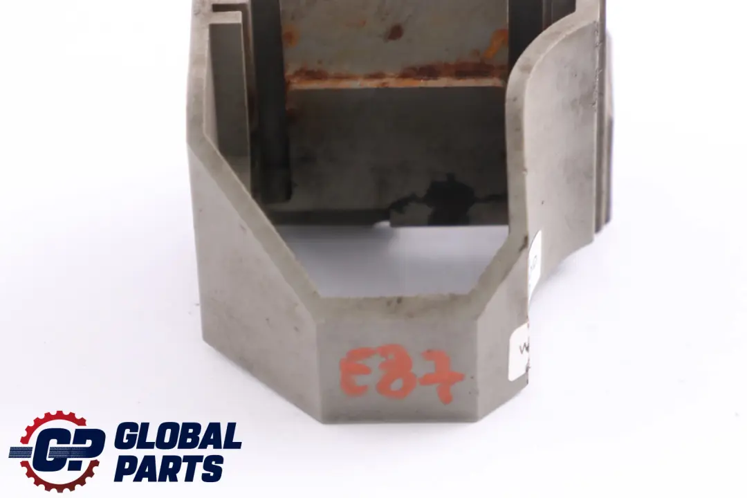 Mocowanie Uchwyt Chłodnicy Prawy do BMW E81 E87 o numerze 7807186 BMW E81 E87 Mocowanie Uchwyt Chłodnicy Prawy - SKU 7807186 - Numer Części 7807186