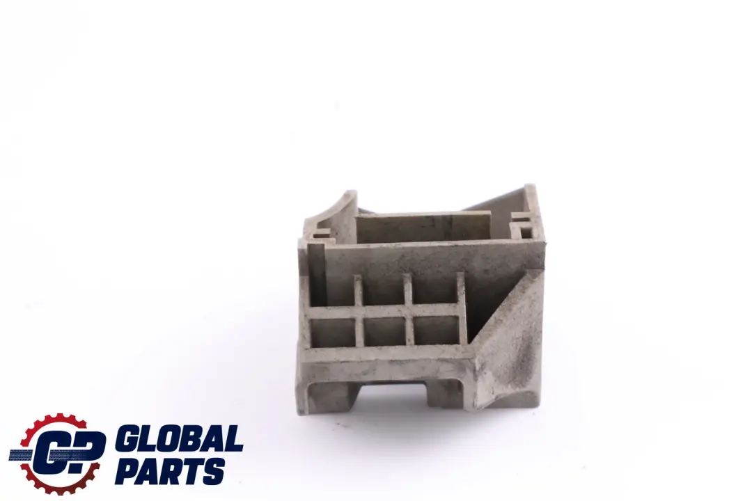 Support Radiateur Dessous pour BMW E81 E82 E87 E88 E92 E93 à propos du numéro de pièce 7807186 BMW E81 E82 E87 E88 E92 E93 Support Radiateur Dessous - SKU 7807186 - Numéro de pièce 7807186