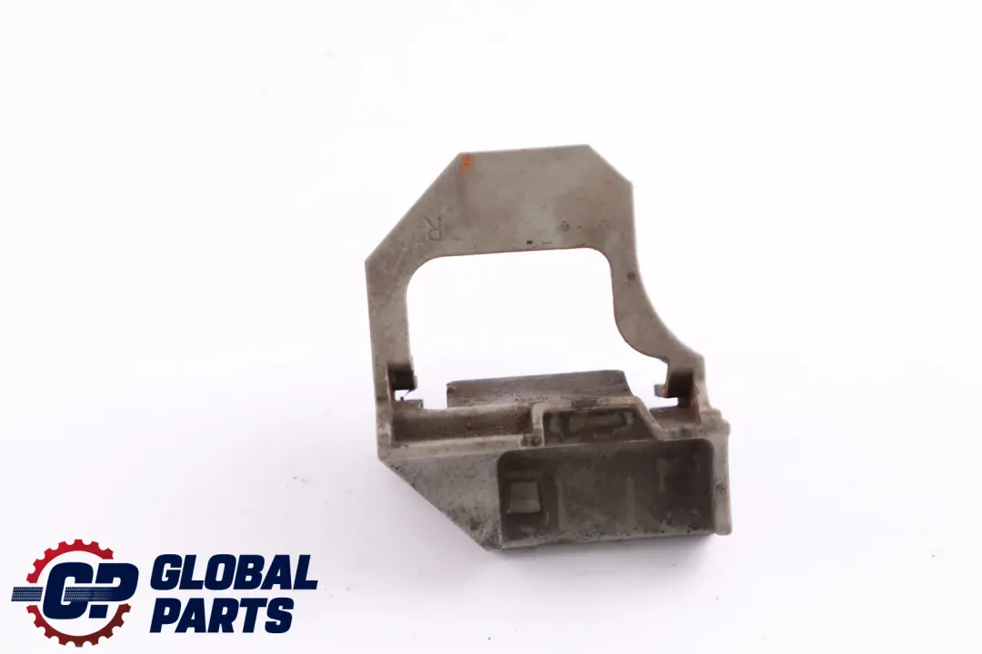 BMW 1 3 er E81 E82 E87 E88 E92 E93 Halter Kühler Unten - SKU 7807186 - Teilenummer 7807186